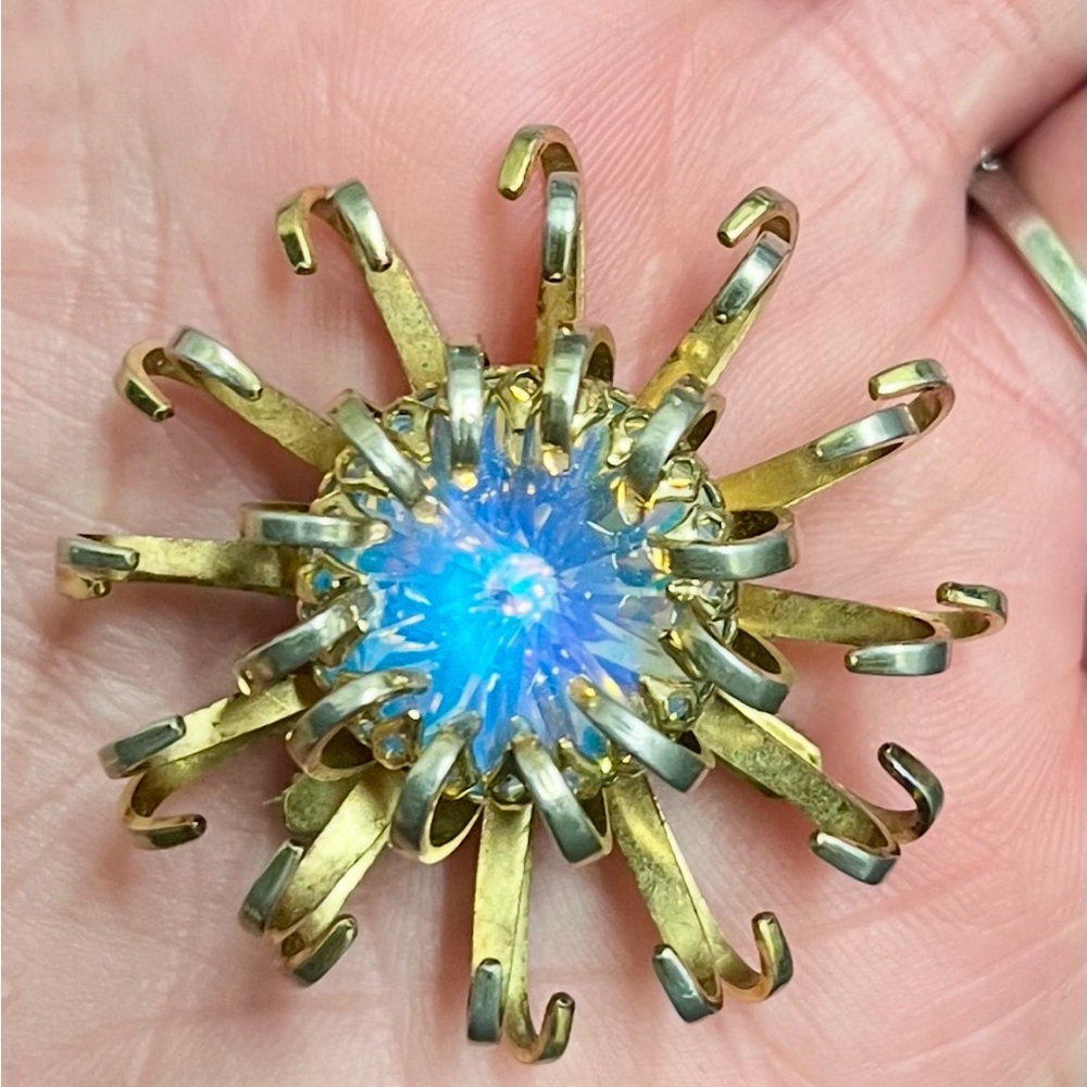 Vintage Sarah Coventry Rare Opal Iridescent Brooch